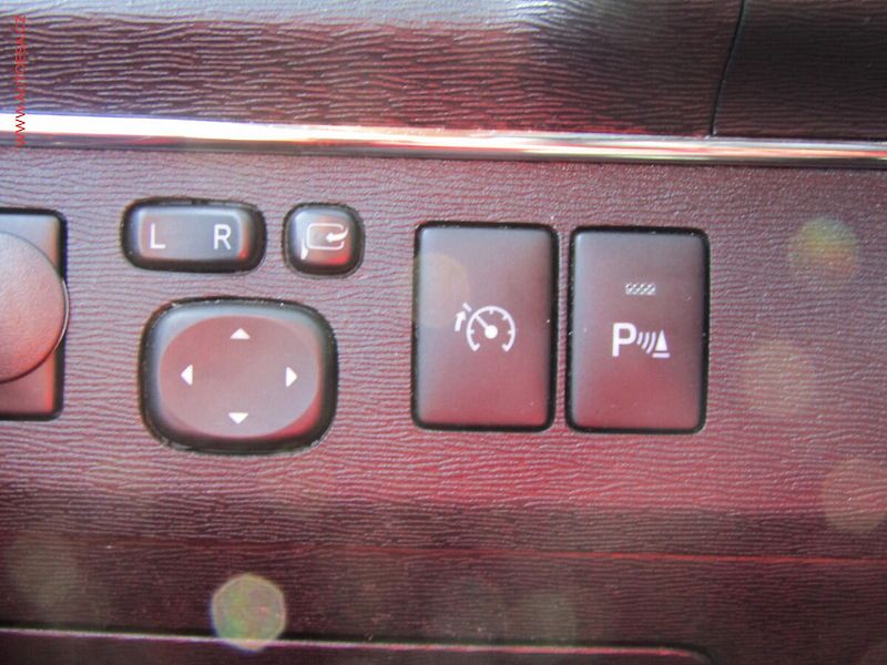 Toyota Avensis (2013) 2.2 D-4D, ČR, AC, navi - fotka 16 z 16