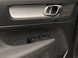 Volvo XC40 (2026) B3 AUT DARK ULTRA  - náhled 28