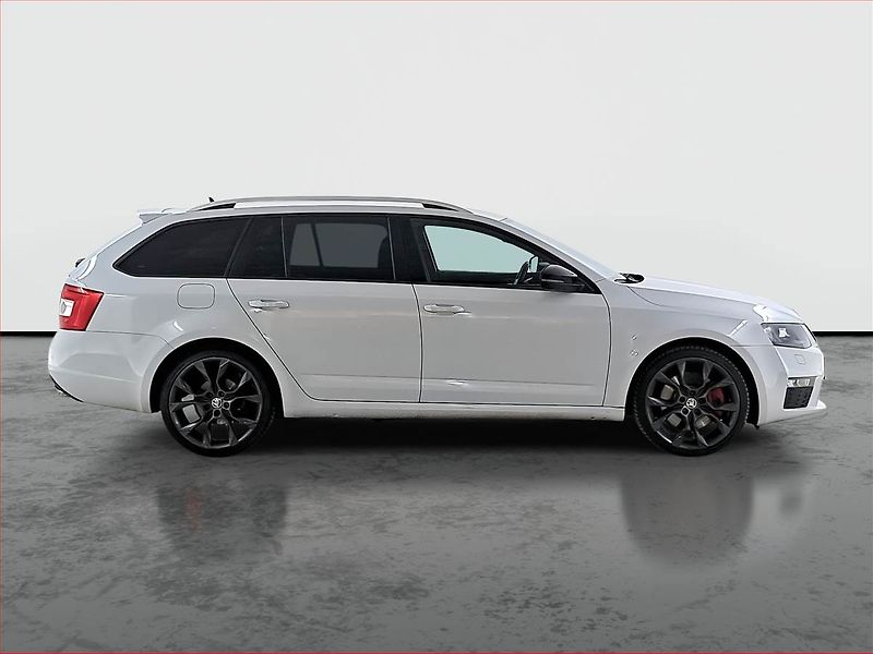 Škoda Octavia (2015) RS 2.0 TDI, Automat, Navi - fotka 6 z 23