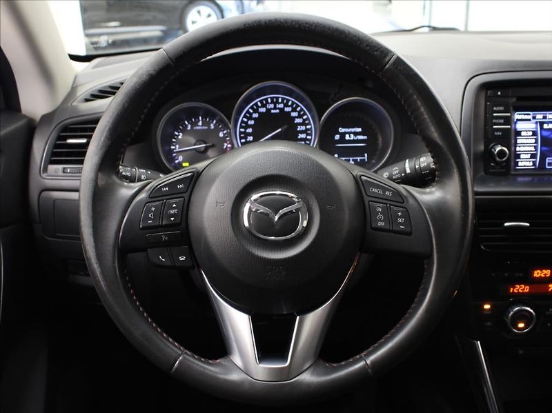 Mazda CX-5 2,0 G160 MT 4x4 Rev.TOP ČR - fotka 9 z 28