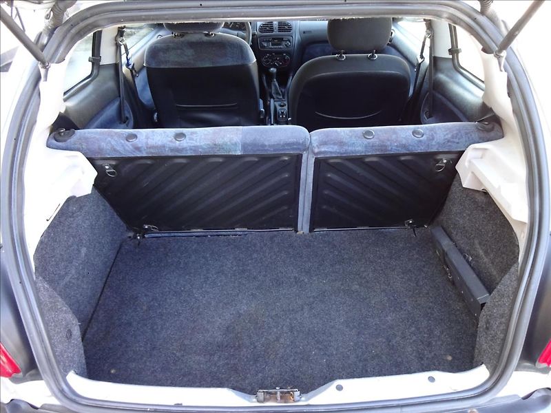 Peugeot 206 1,1 i - fotka 20 z 37