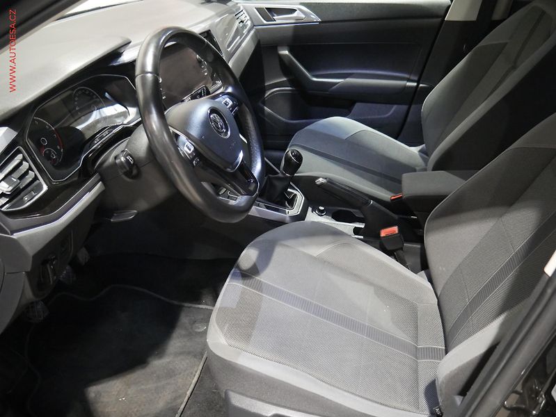 Volkswagen Polo (2019) 1.0 TSi, ČR, Marathon - fotka 9 z 18
