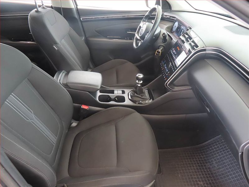 Hyundai Tucson (2021) 1.6 T-GDI - fotka 9 z 14