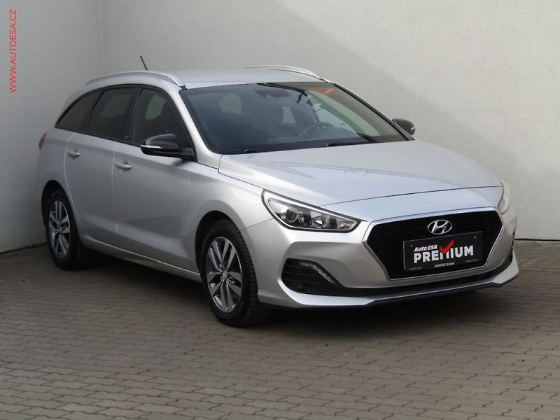 Hyundai i30 (2017) 1.6 CRDi, AT - fotka 1 z 3