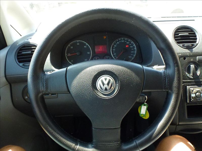 Volkswagen Caddy 1,9 TDI bez DPF - fotka 26 z 42