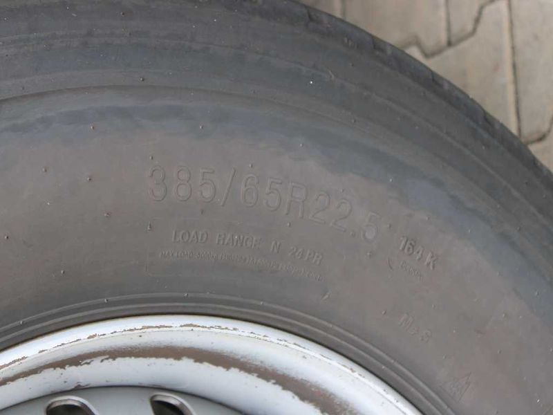 Schmitz Ostatní CARGOBULL SCB*S3T, ZVEDACÍ NÁP - fotka 8 z 13