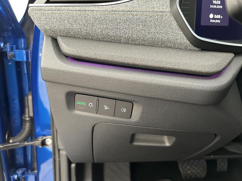 Škoda Octavia 1.5 TSI Top selection - fotka 12 z 26