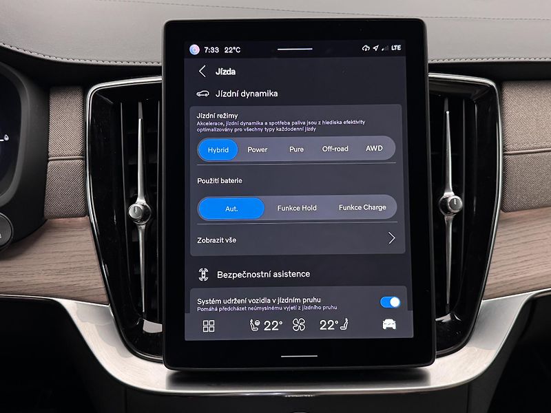 Volvo XC90 T8 AWD RECHARGE BRIGHT PLUS CZ - fotka 38 z 48