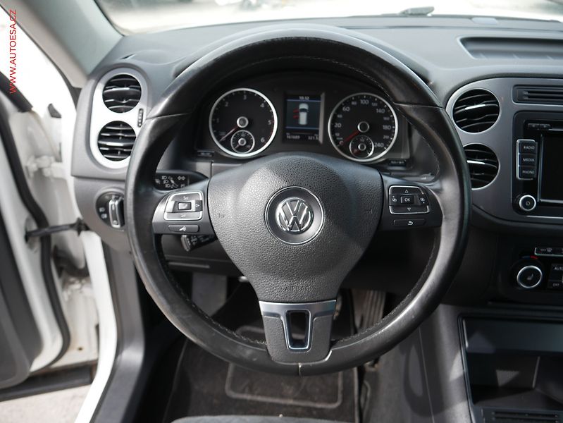 Volkswagen Tiguan (2012) 2.0TDi 4x4, ČR, Bixen, AC - fotka 11 z 19
