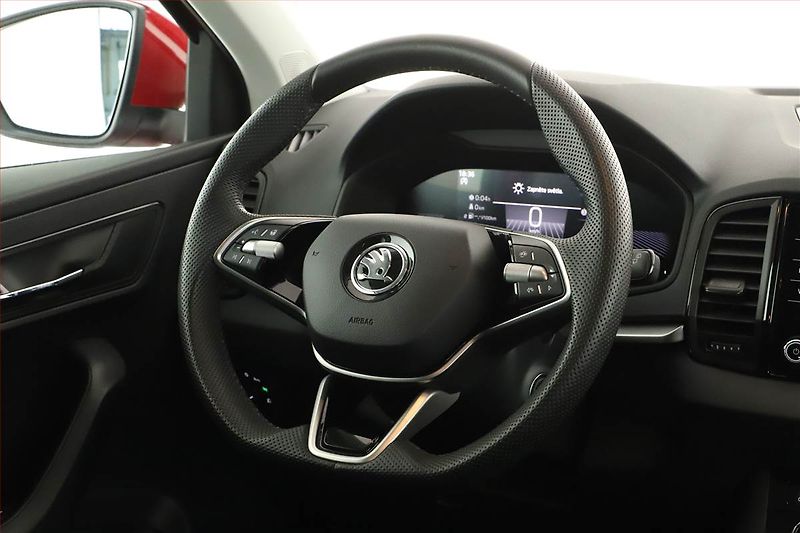 Škoda Karoq (2024) 1.0 TSI, Drive, FullLed - fotka 12 z 15