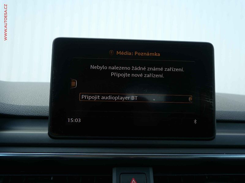 Audi A4 (2016) 2.0 TDi, AC, bixen, park - fotka 20 z 22