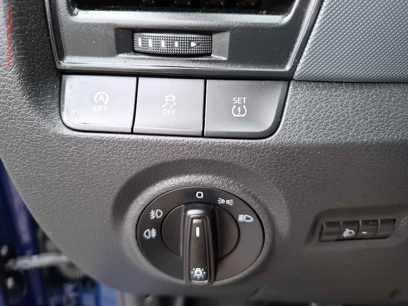 Škoda Fabia (2017) 1.0MPi, ČR, Trumf, AC - fotka 11 z 13