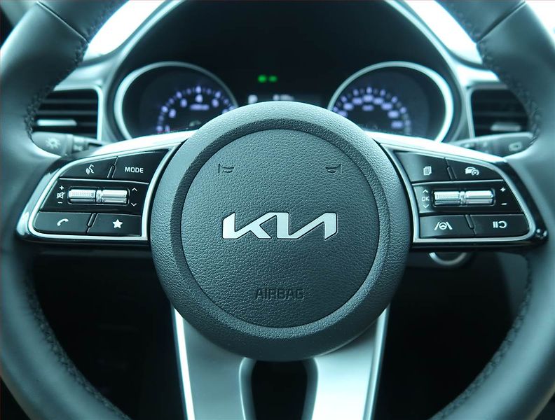Kia Ceed (2025) Top 1.5 T-GDI - fotka 17 z 19