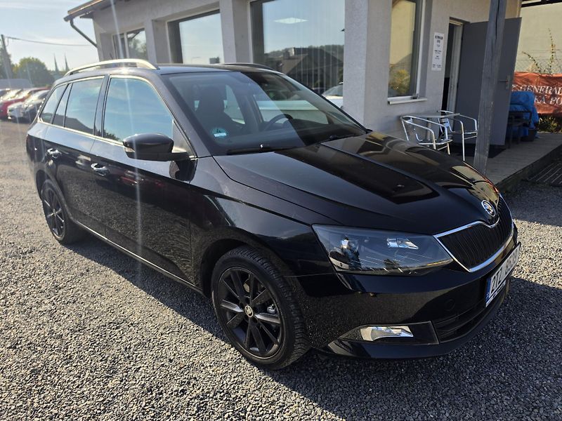 Škoda Fabia 1.2 TSI Vyhřev sedadel Led - fotka 1 z 23