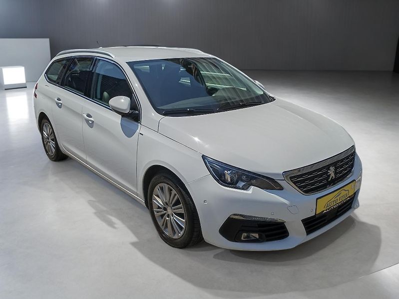 Peugeot 308 1,5 BlueHDi 96kw Allure,S&S,ČR - fotka 6 z 39