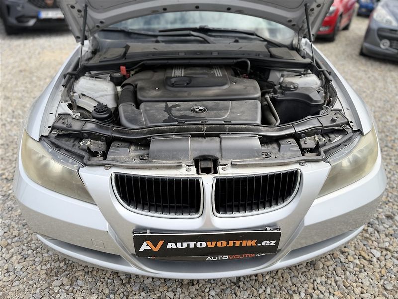 BMW Řada 3 2,0 d 120kW NOVÁ STK - fotka 19 z 19