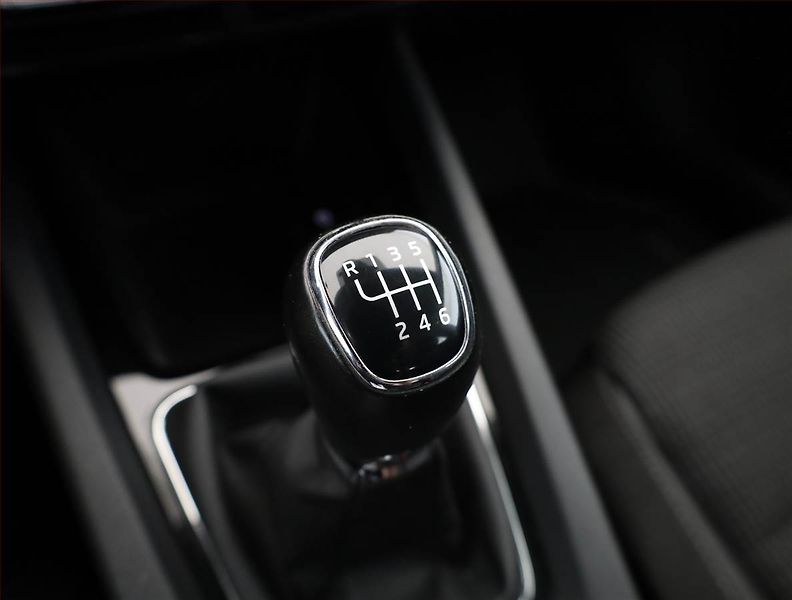 Škoda Octavia (2023) Ambition 2.0 TDI, ČR,1.maj - fotka 11 z 19