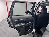 Mitsubishi Outlander 2.4 PHEV 165 kW, 4x4, 2020 - náhled 16
