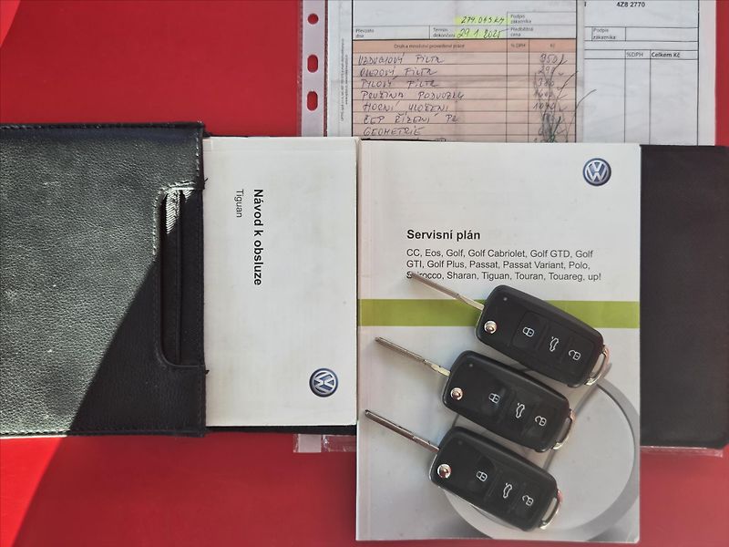 Volkswagen Tiguan 2,0 TDi DSG 4x4 Tažné z. Track - fotka 7 z 24