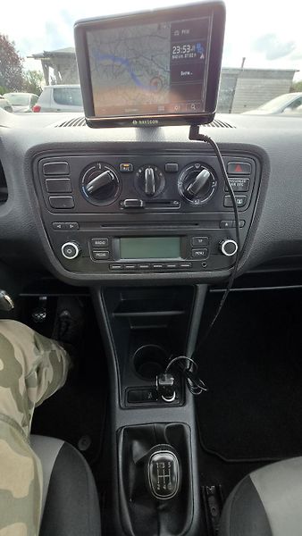 Škoda Citigo 1.0MPI  ACTIVE - fotka 28 z 31