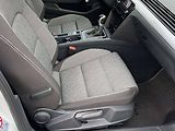 Volkswagen Passat (2022) Variant Business 1.5 TSI - náhled 15