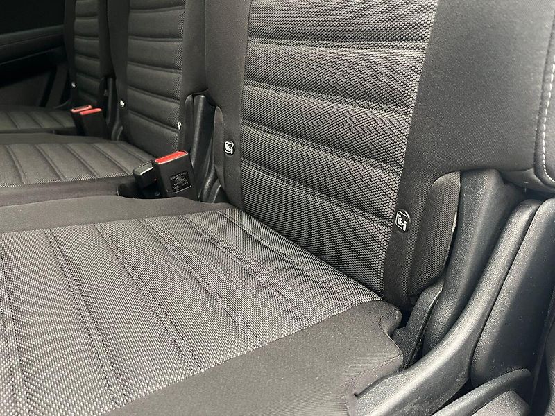 Ford Galaxy 2.5 HEV TITANIUM 7 míst - fotka 30 z 62