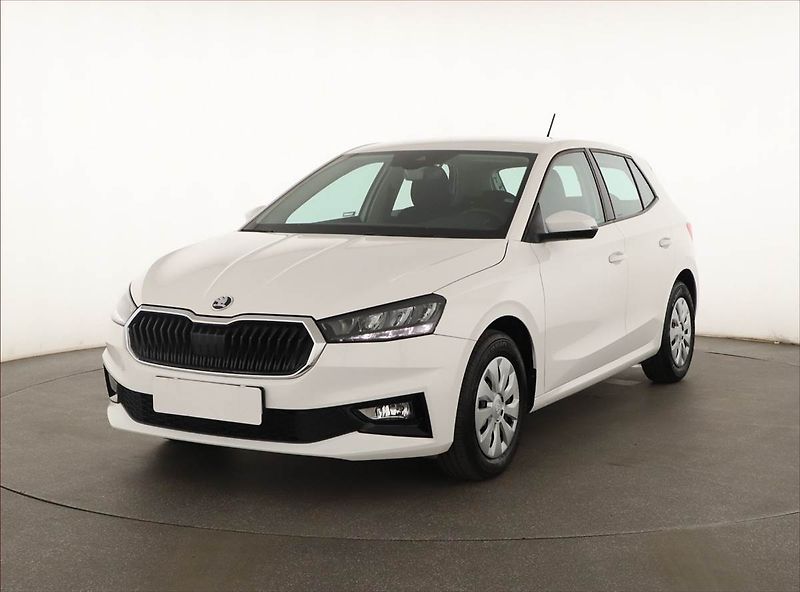 Škoda Fabia (2023) Ambition 1.0 TSI, ČR,1.maj - fotka 2 z 13