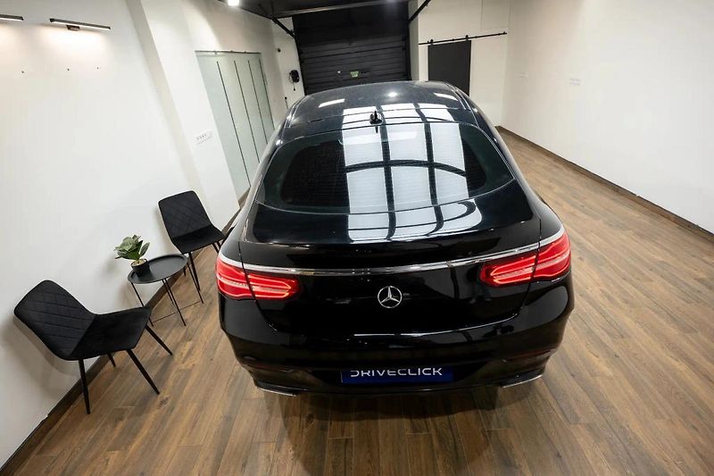 Mercedes-Benz GLE 350d Coupe 190 kW AMG paket - fotka 4 z 24