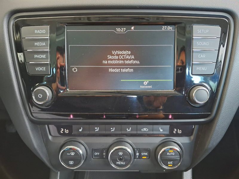 Škoda Octavia (2017) Combi Style 1,6TDi 81kW - fotka 18 z 31