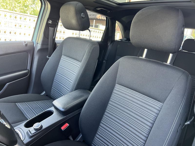Mercedes-Benz Třídy B B180 1.6i 90kw KAMERA NAVI ALU - fotka 10 z 50