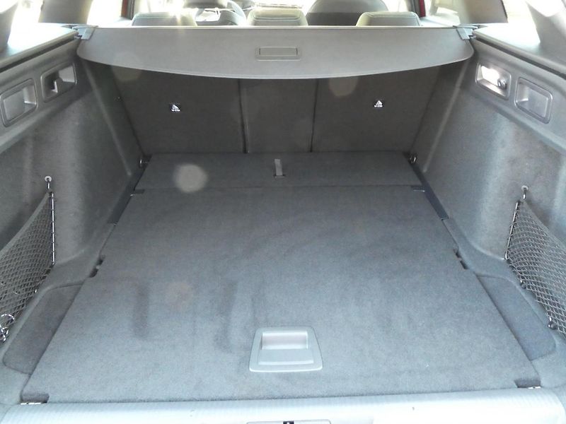 Peugeot 308 (2023) SW ALLURE 130k PT EAT8 - fotka 10 z 27
