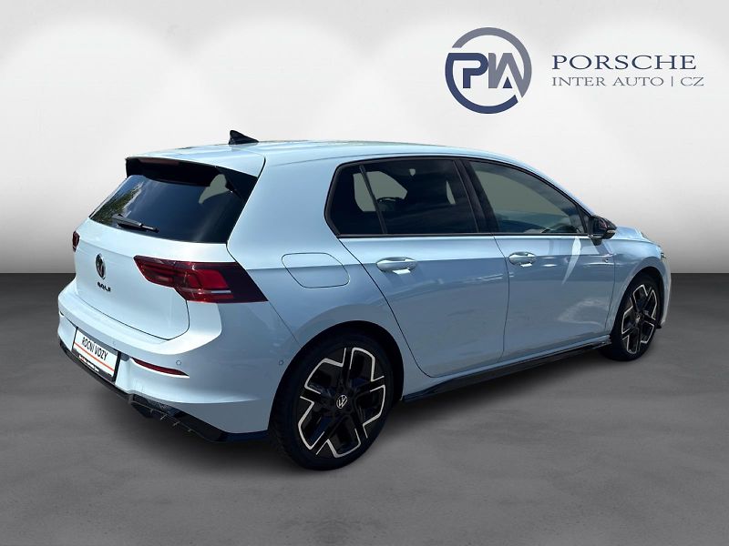 Volkswagen Golf 1.5 TSI R-LINE  110 kW - fotka 2 z 30