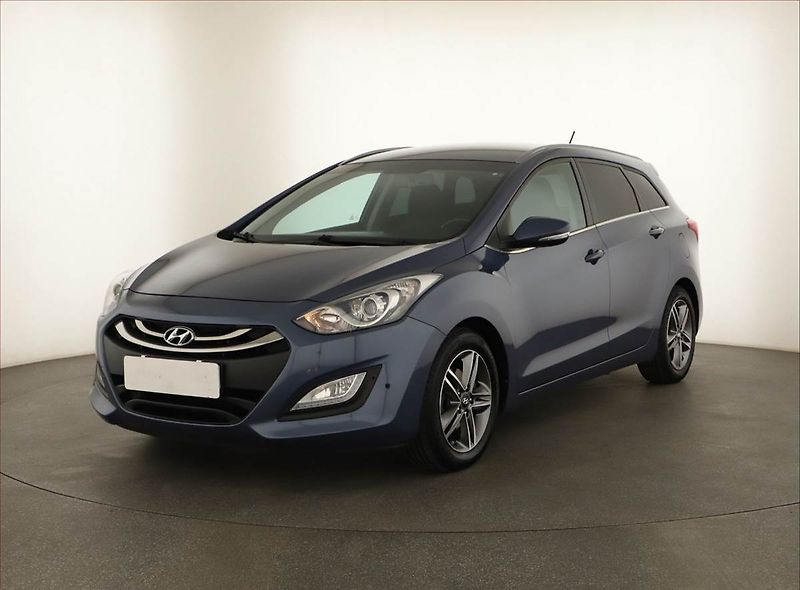 Hyundai i30 (2014) 1.6 GDI, Serv.kniha, Tempomat - fotka 2 z 13
