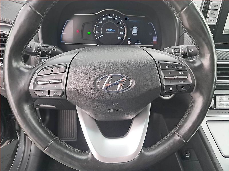 Hyundai Kona (2019) Electric 64 kWh, SoH 100% - fotka 18 z 21