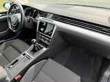 Volkswagen Passat 2.0 TDI MASÁŽ NAVIGACE 2X KOLA - náhled 36