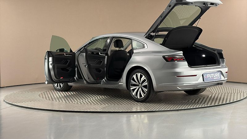 Volkswagen Arteon 2.0 TDI DSG Elegance - fotka 7 z 27