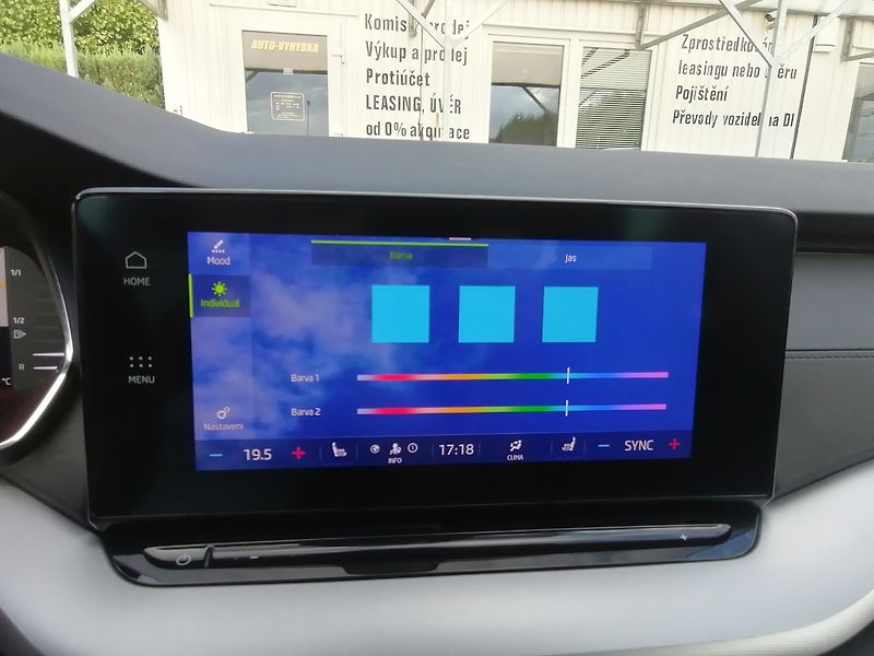 Škoda Octavia (2021) 1.5 TSi e-tec DSG Clever ACC - fotka 22 z 34