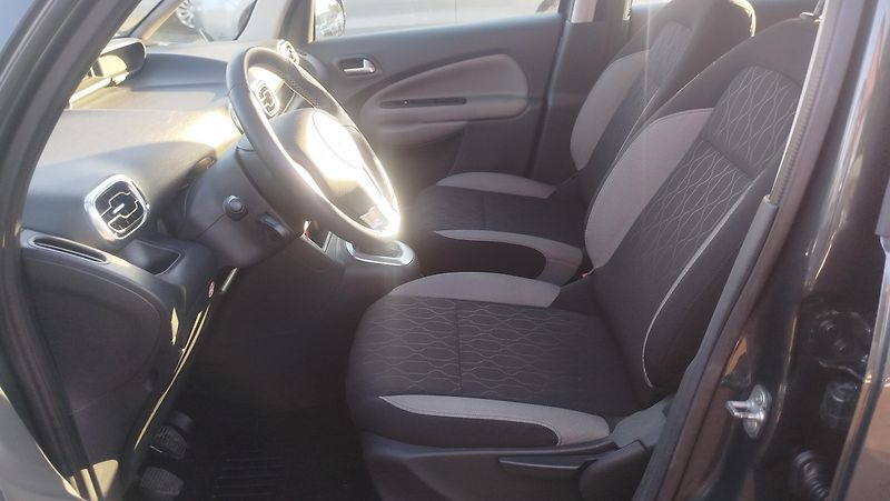 Citroën C3 Picasso (2012) 1.4 16V   top stav - fotka 9 z 31