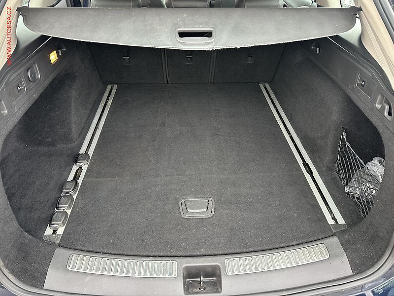 Opel Insignia (2018) 2.0 CDTI, AT - fotka 7 z 22