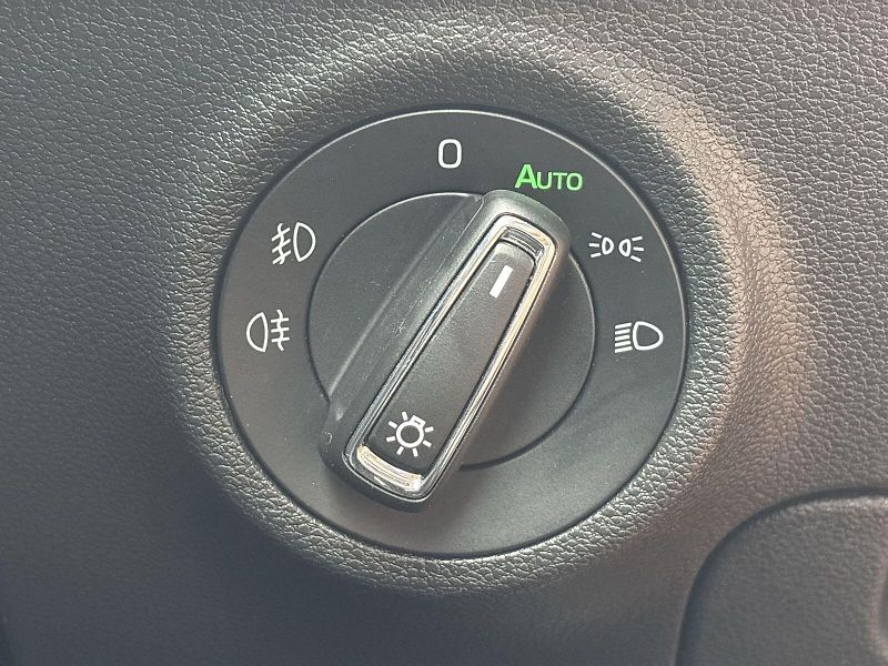 Škoda Karoq (2022) 1.5 TSI DSG Style - fotka 16 z 31
