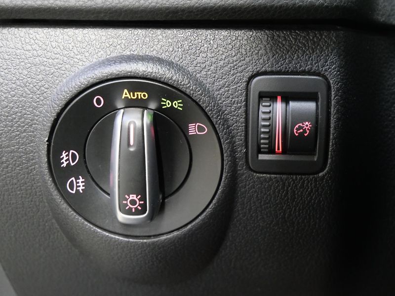 Volkswagen Tiguan - fotka 13 z 25
