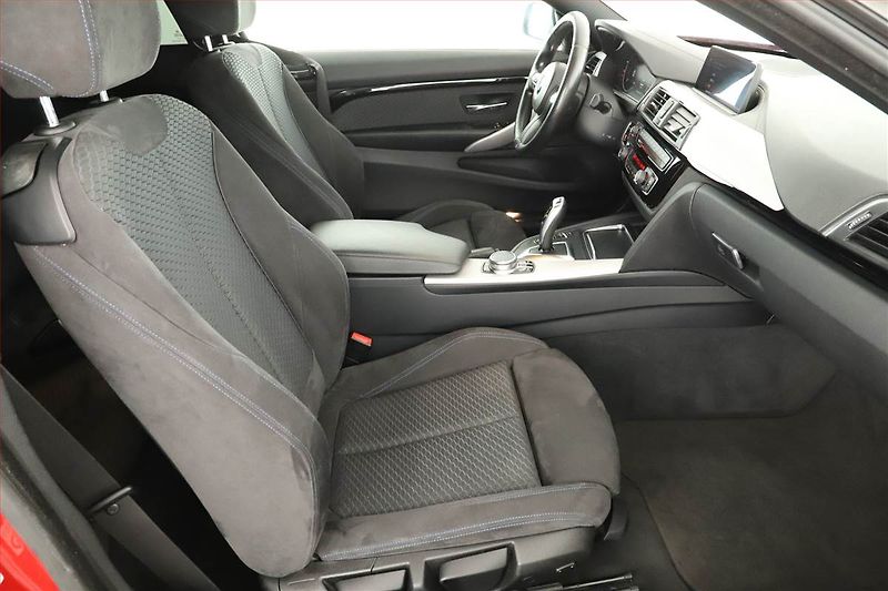 BMW Řada 4 (2018) M Paket 420d, 4X4, Automat - fotka 7 z 19