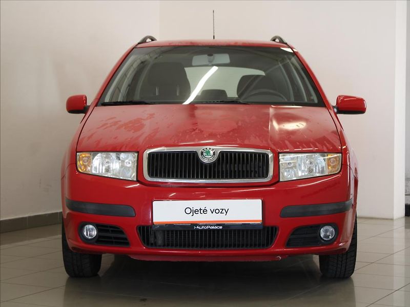 Škoda Fabia 1,2 HTP 47kW Kombi 2.maj.ČR - fotka 2 z 19