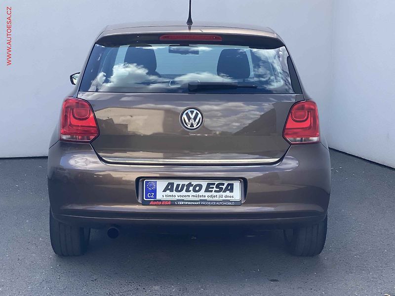 Volkswagen Polo (2012) 1.2 TSi, Comfortline, +kola - fotka 5 z 17