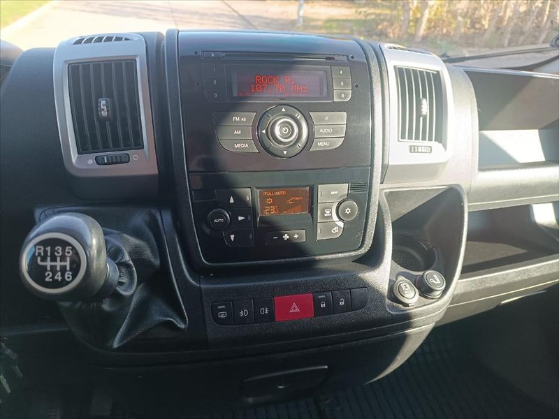 Fiat Ducato 3,0 JTD 130kW,odtah,měchy,2xko - fotka 10 z 13
