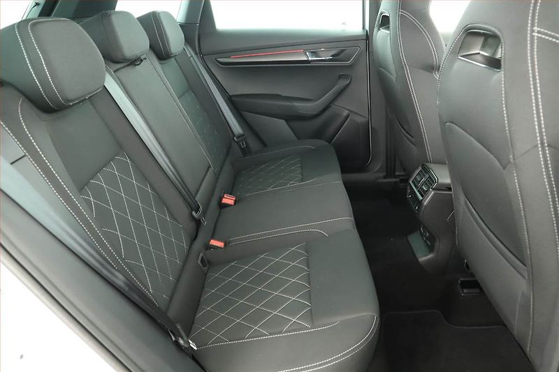 Škoda Karoq (2025) 1.5 TSI, SPORTLINE, AUTOMAT - fotka 7 z 19