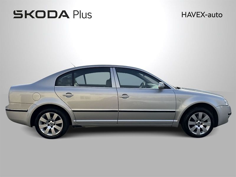 Škoda Superb (2006) 2.5 TDI TipTronic Elegance - fotka 26 z 27
