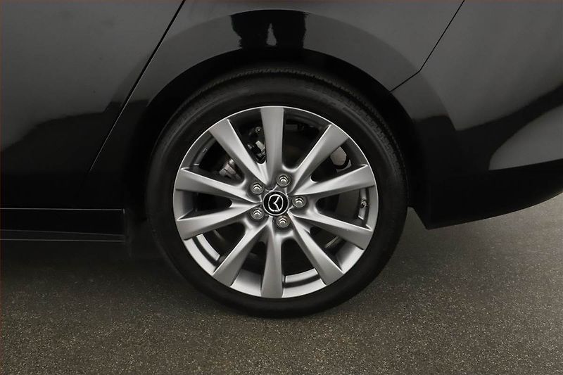 Mazda 3 (2023) 2.0 Skyactiv-G - fotka 15 z 15