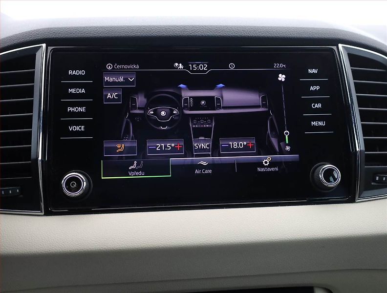 Škoda Karoq (2020) Style 1.6 TDI - fotka 14 z 20