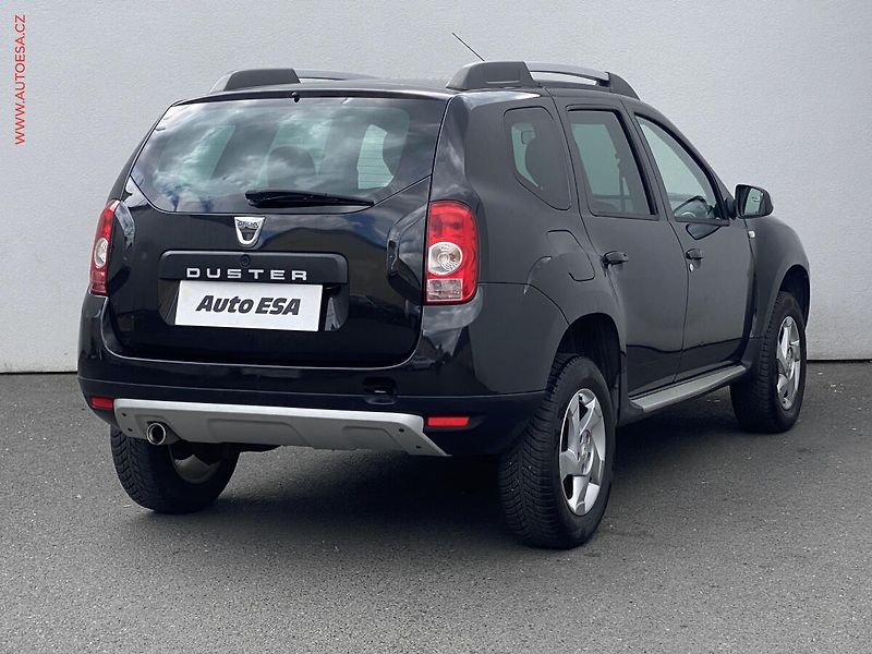 Dacia Duster (2013) 1.6 i, ČR, AC - fotka 4 z 13
